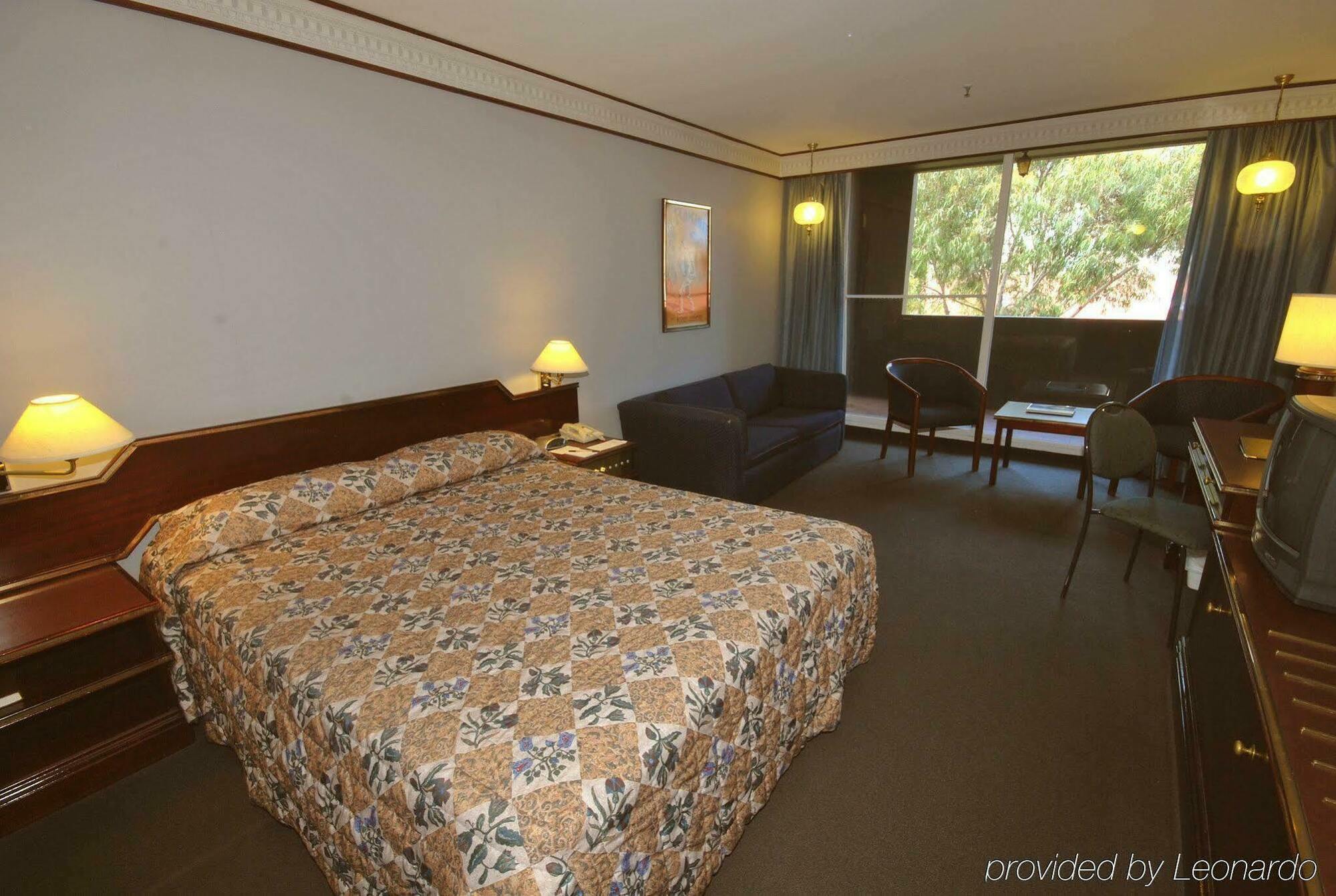 Metro Aspire 4* Sydney