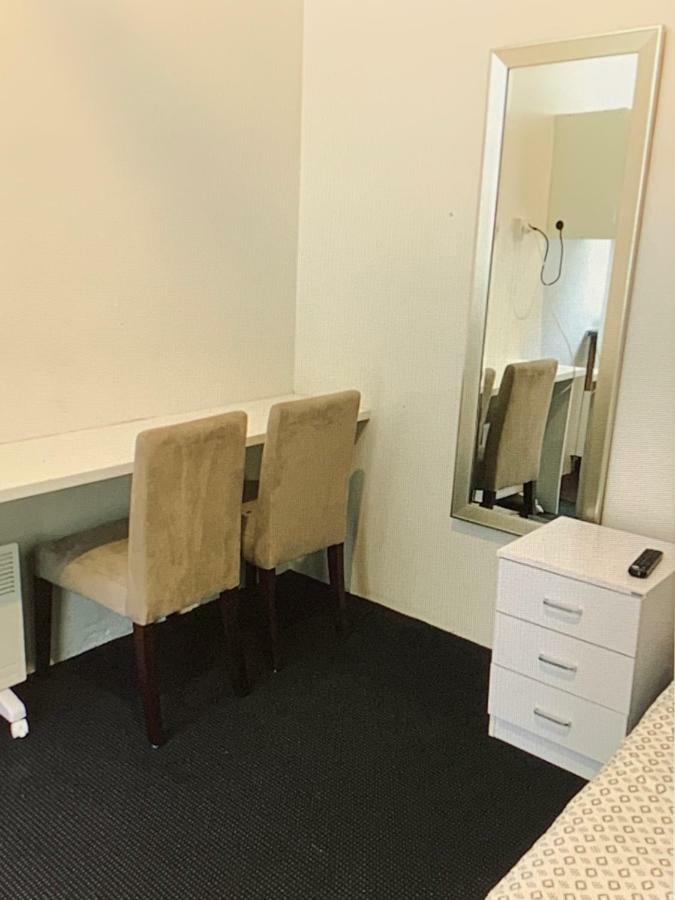 Bondi Junction Lodge *