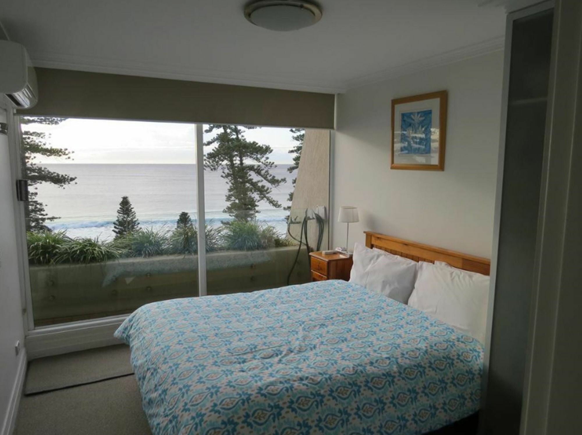 Hotel Manly Paradise &