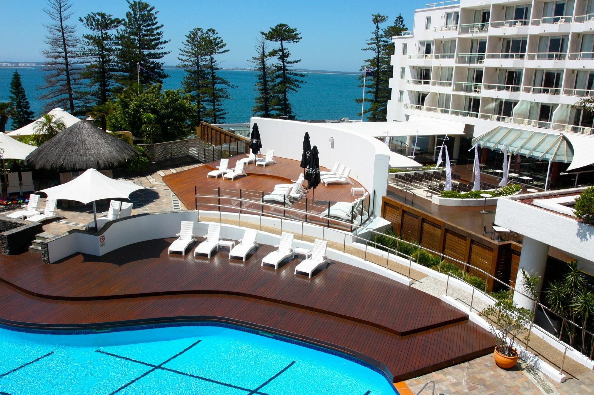 Novotel Brighton 4*