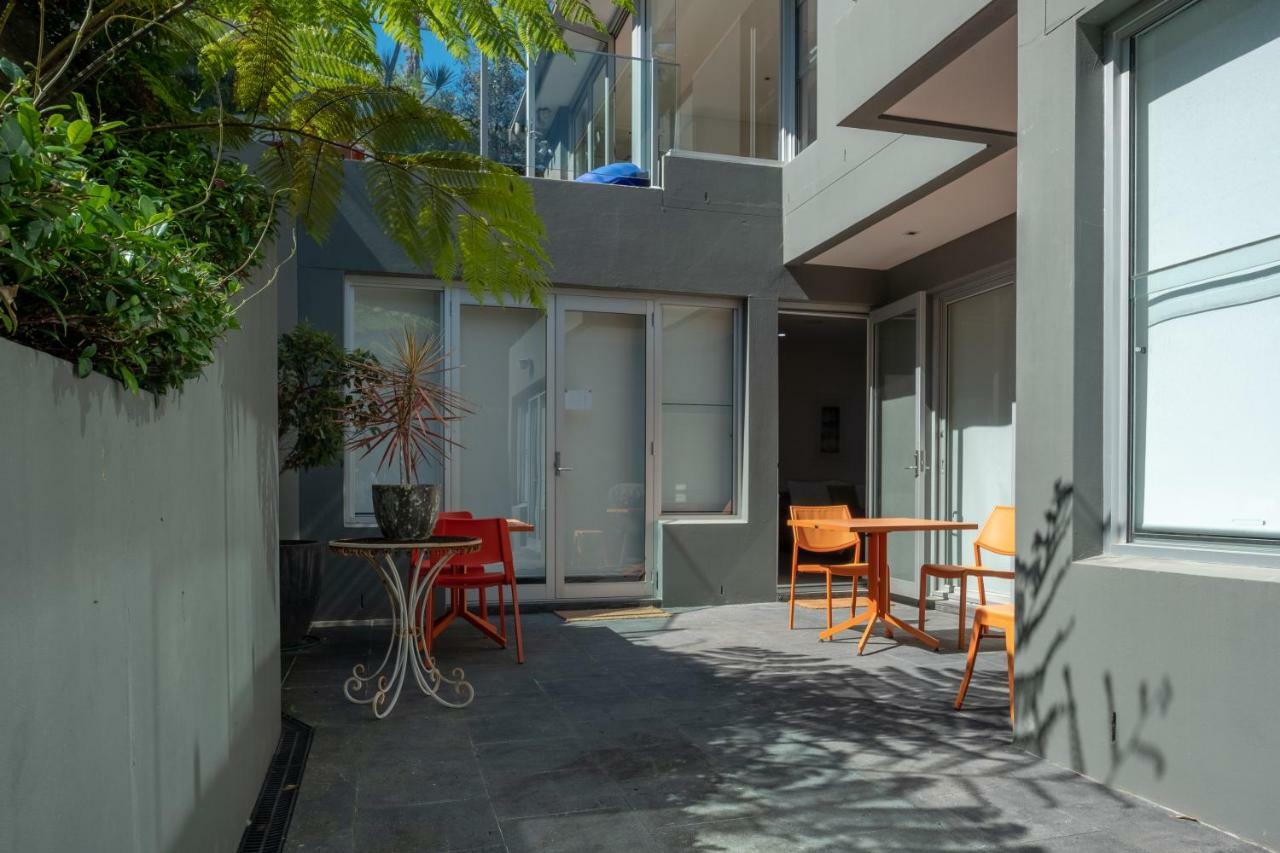 Hideaway Haven, The Cute Place To Put Up Your Feet Apartment *