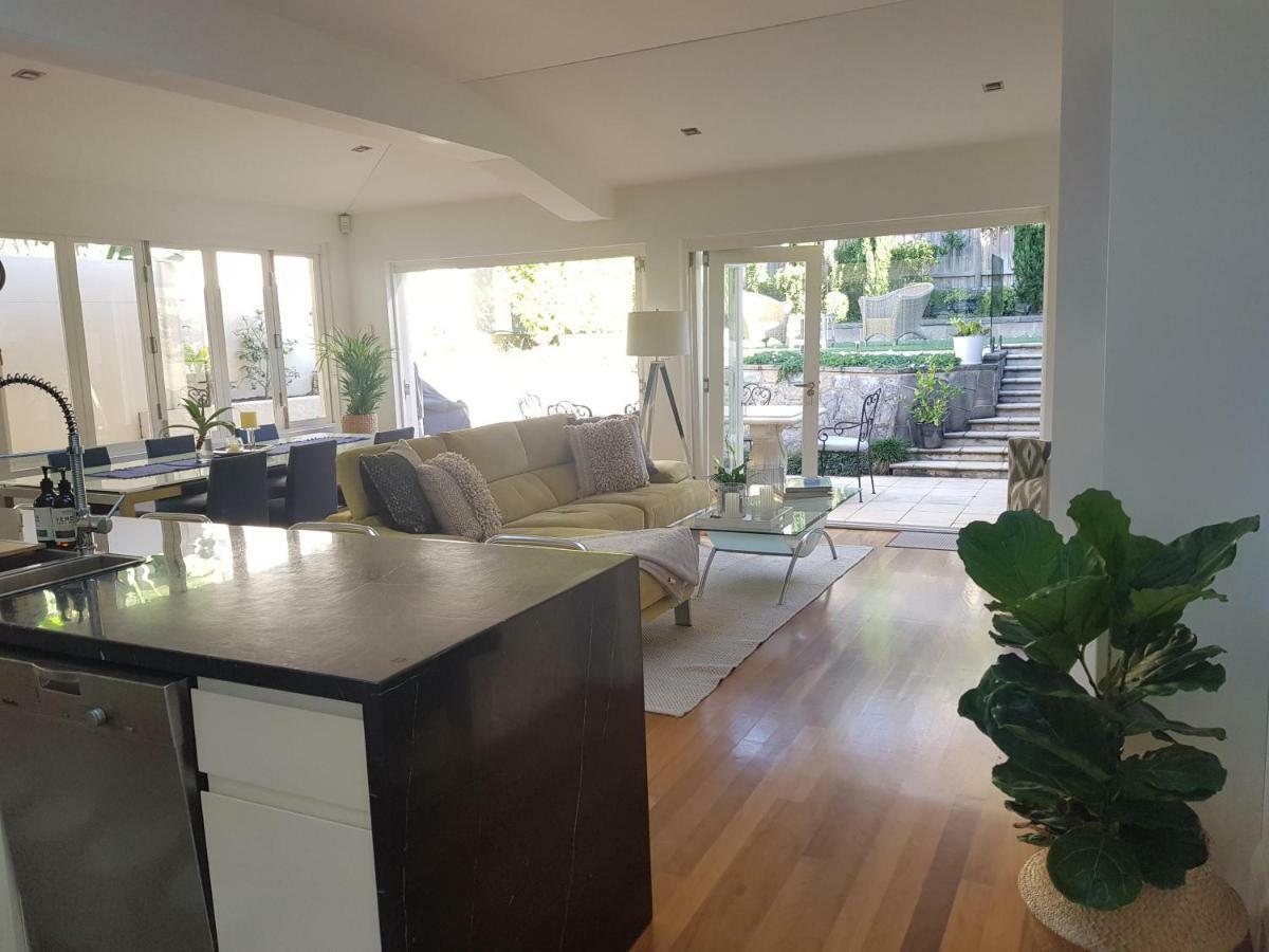 Private - Luxury Mosman Homestay Sydney