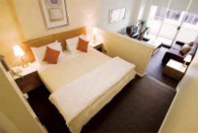 Oaks Trafalgar Hotel *