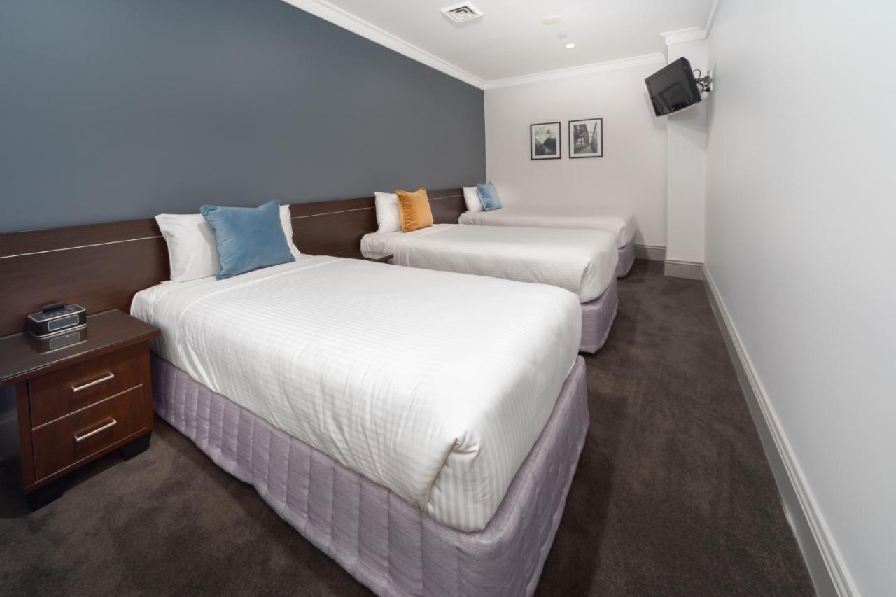 Hyde Park Hotel