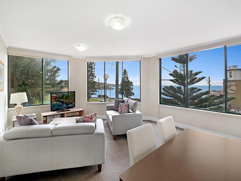 The Coogee View Beachfront Serviced * Sydney