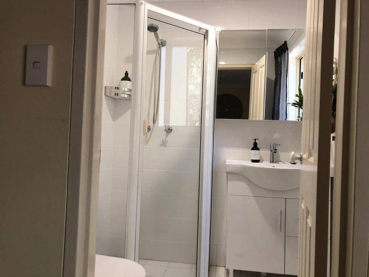 Escape To Strathfield For 8 Guests Sydney