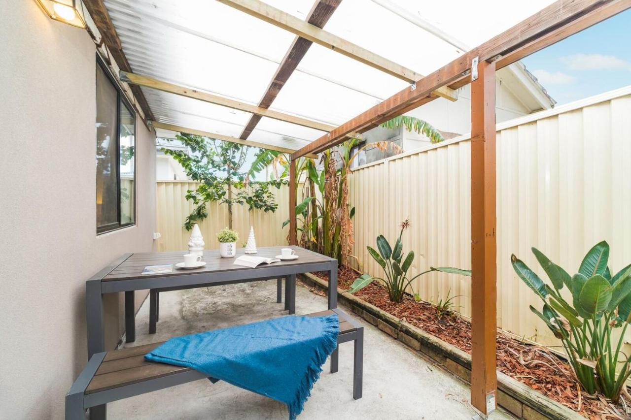 3 Bedrooms Near Airport *