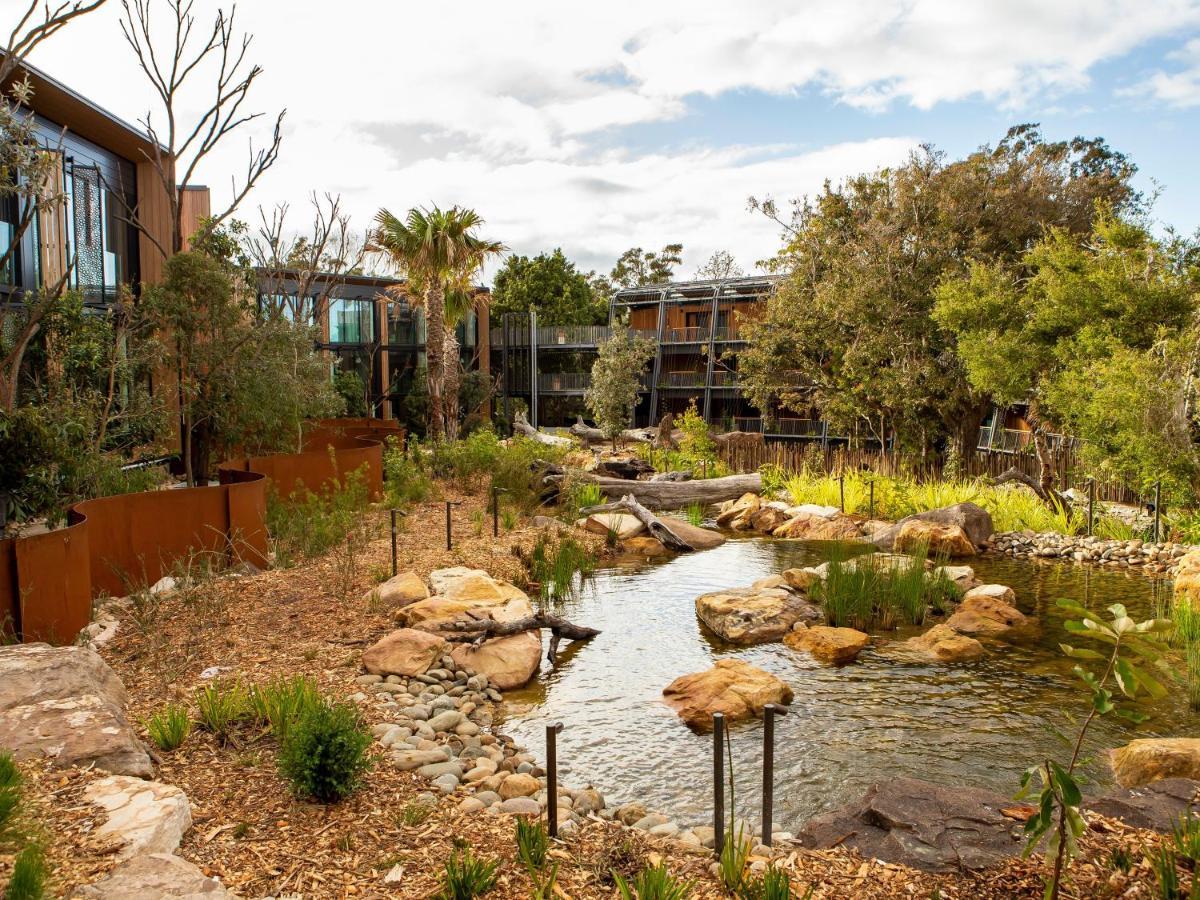 Wildlife Retreat At Taronga 4* Sydney