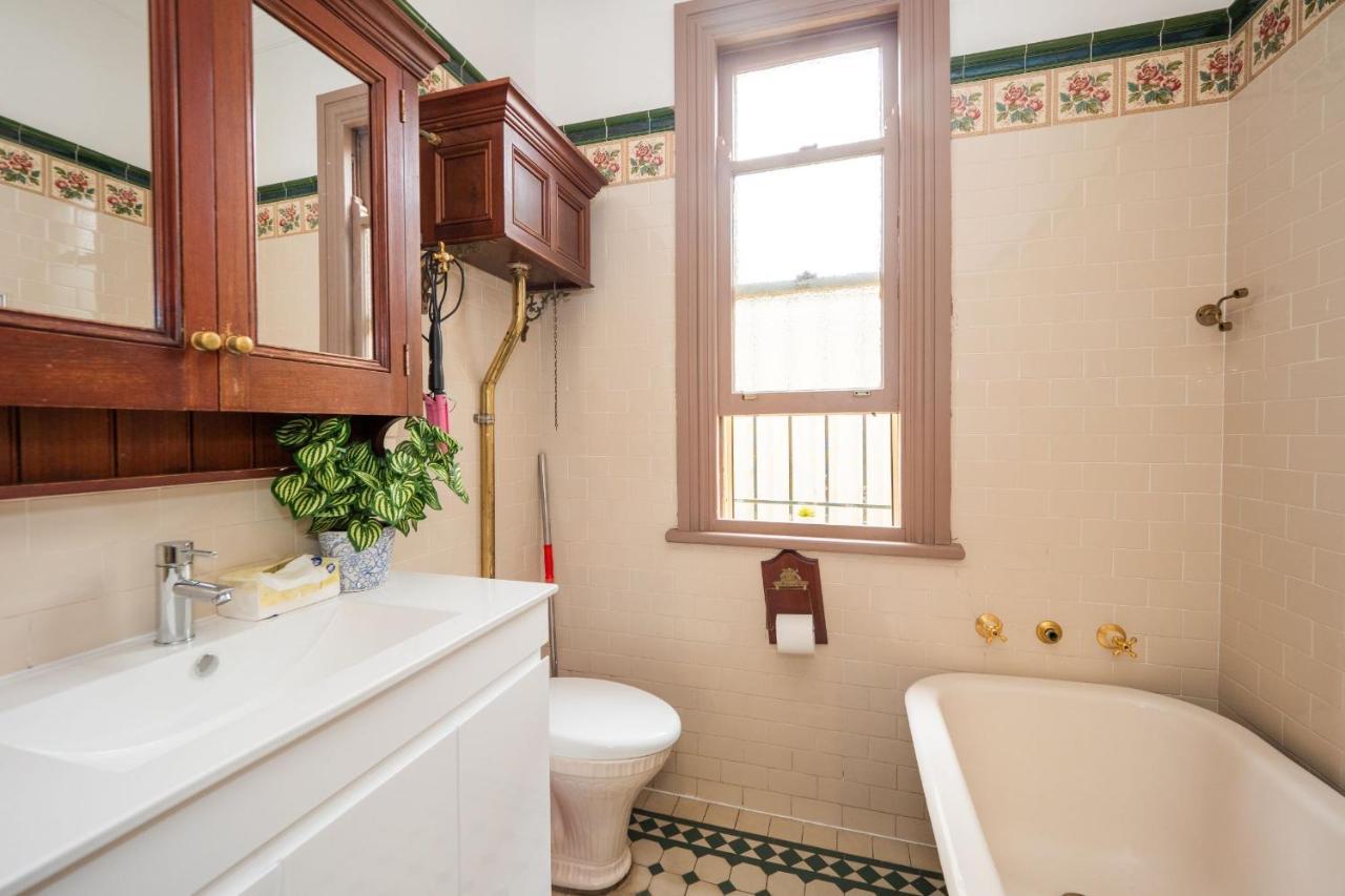 Holiday home Quiet Private In Strathfield 3min To Train Station 5