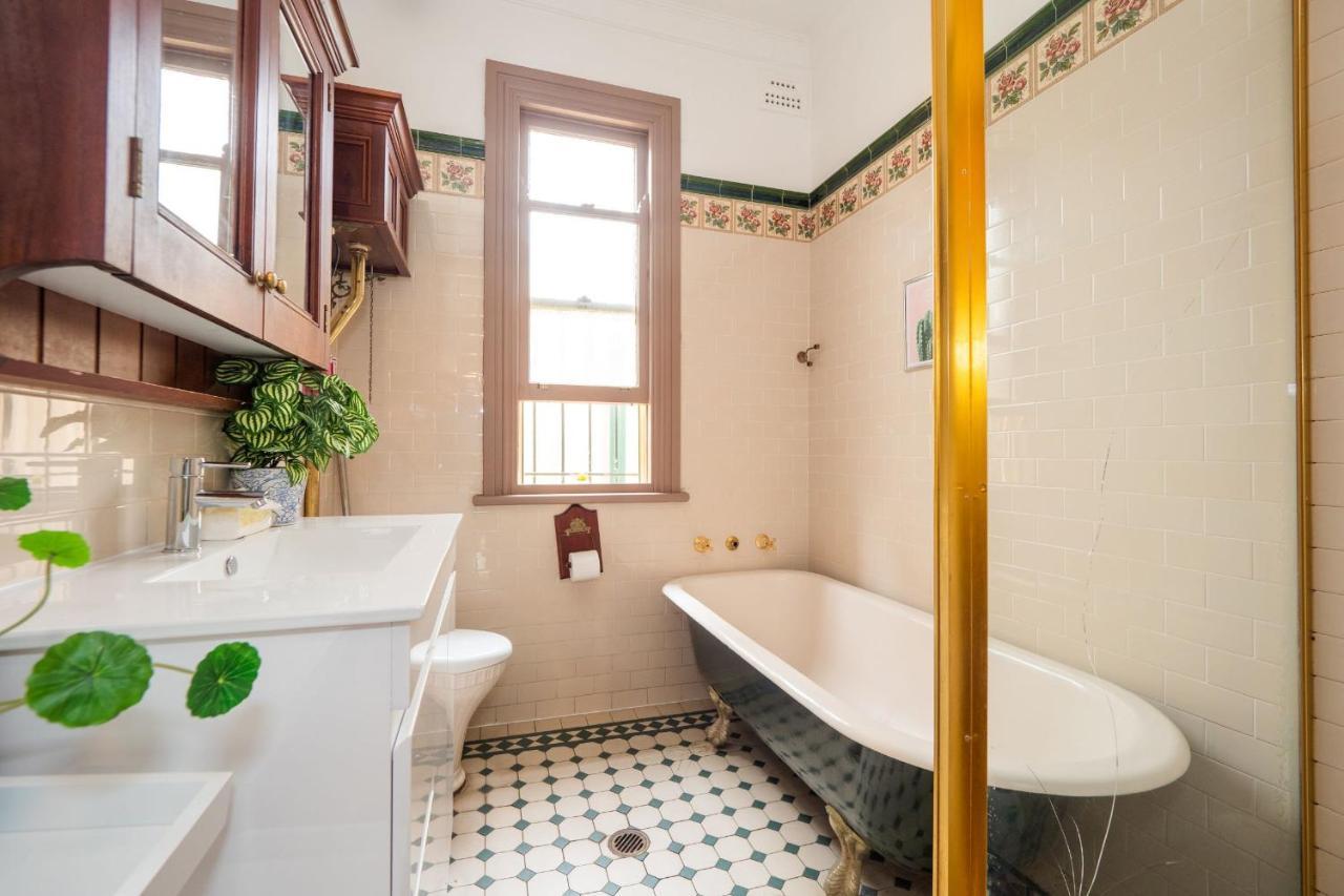 Holiday home Quiet Private In Strathfield 3min To Train Station 5 Sydney