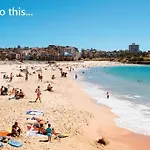 Lovely Modern Coogee Apartment