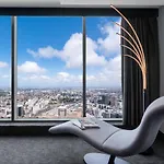 Meriton Suites World Tower, Sydney