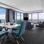 Meriton Suites World Tower, Sydney