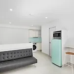 New Studio Apartment In Surry Hills
