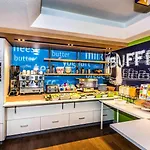 Ibis Budget - St Peters