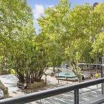 Macl119P - Potts Point Pizzazz