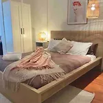 Lovely Front Studio