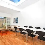 Fab05-Charming Leafy 3Br Home, Walk To Manly Beach