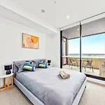 Luxury Apartment Overlooking Macquarie University