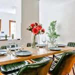 Elegant House Chippendale - City Center 2 E-Bikes Included