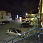 Westside Motor Inn