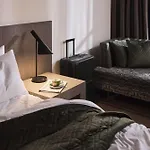 Rydges World Square