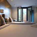 Crown Hotel Surry Hills