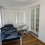 Spacious Queen Room In Carlingford With Pool - C2