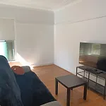 Spacious Queen Room In Carlingford With Pool - C2