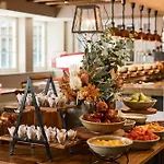 Rydges Australia Square