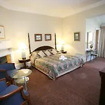Darcy\'S Hotel