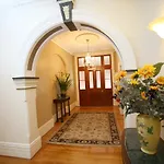 Darcy\'S Hotel
