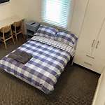 Elevera Lodge At Neutral Bay