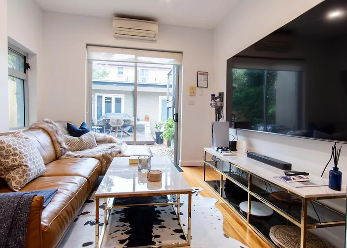 Eggies Nest - Sydney City Apartment