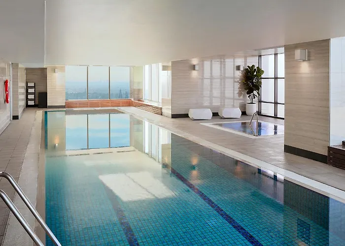 Meriton Suites World Tower, Sydney