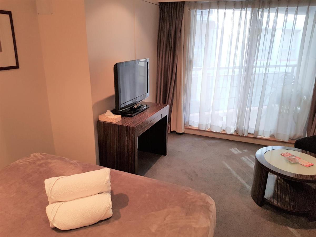 38 Harbour Street Aparthotel