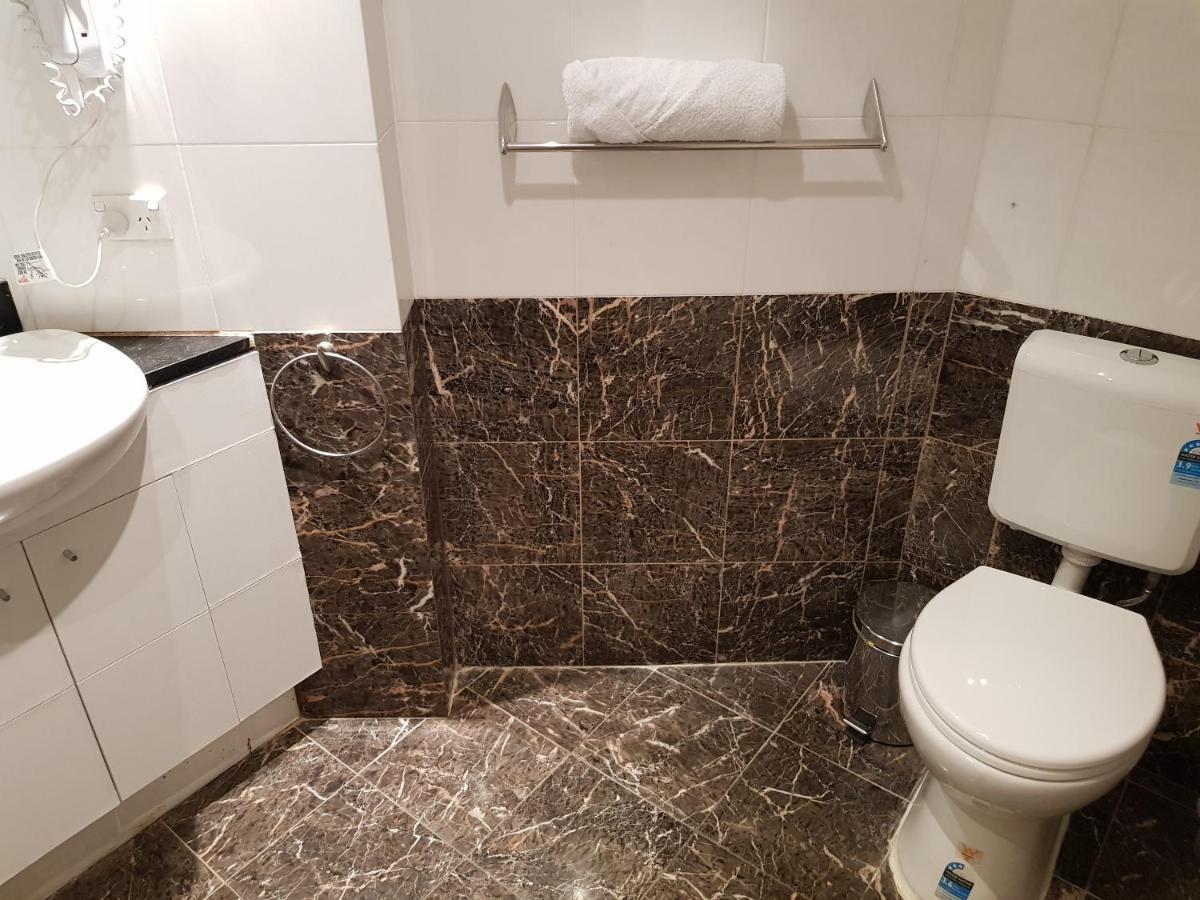 38 Harbour Street Aparthotel *