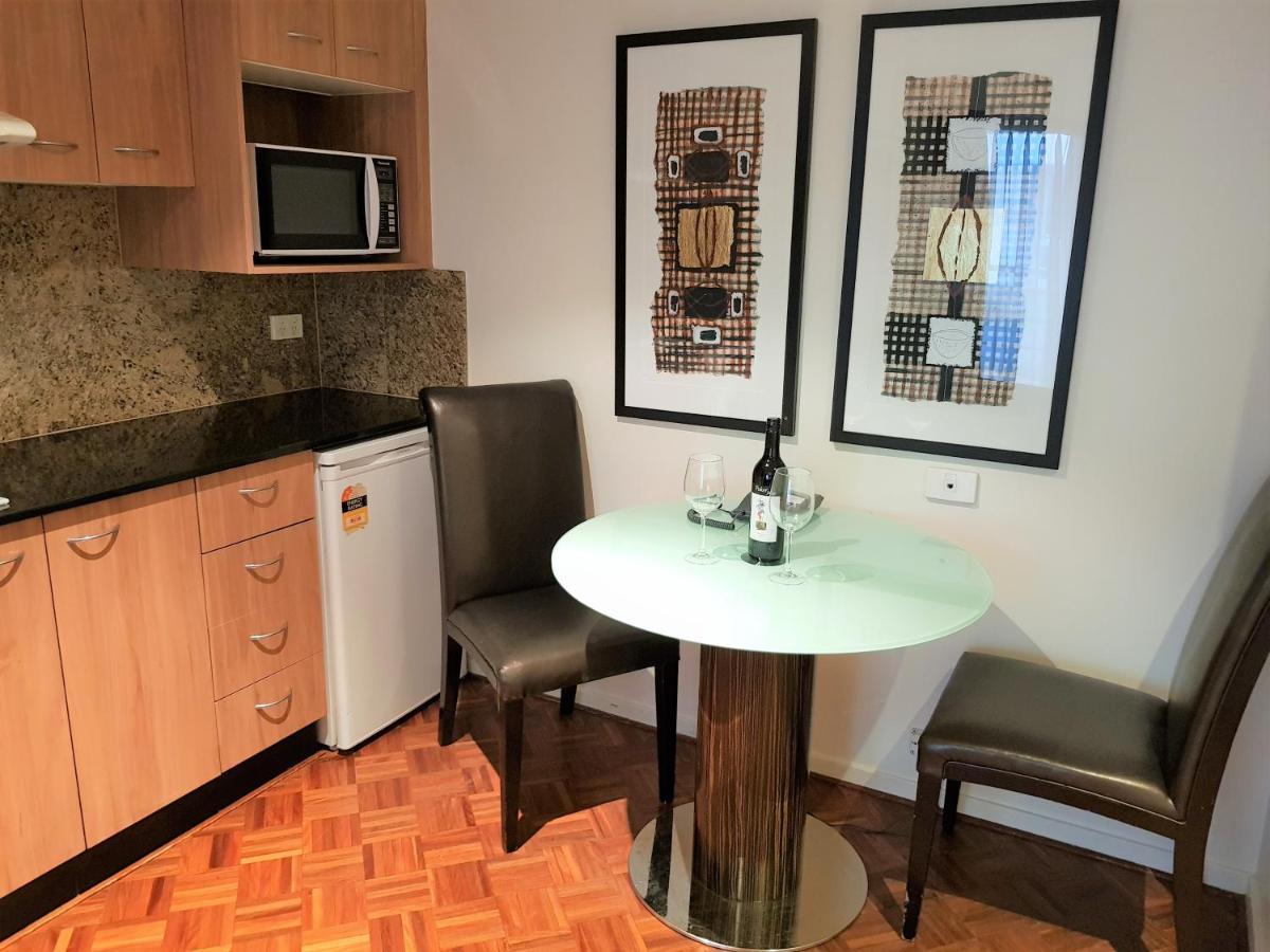 38 Harbour Street Aparthotel *