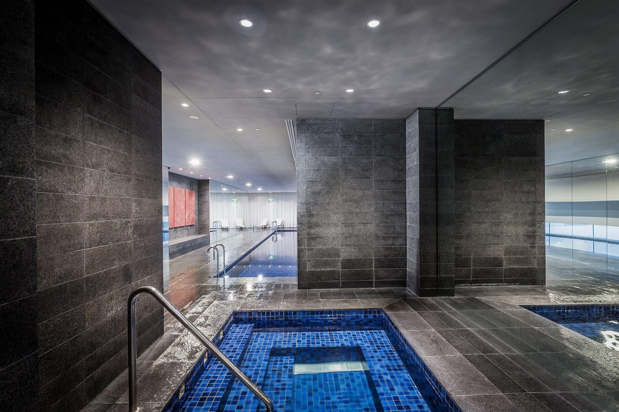 Aparthotel Fraser 5*