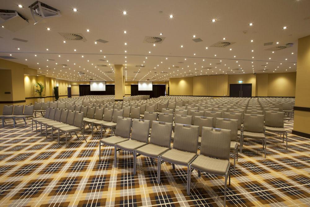 Hotel Rydges World Square