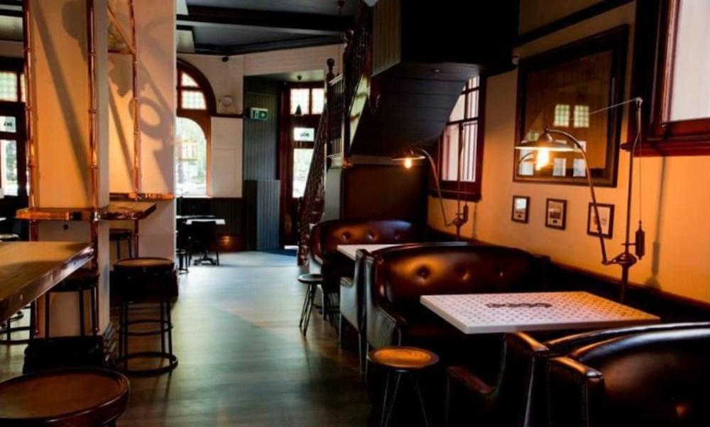The Russell Boutique 3*