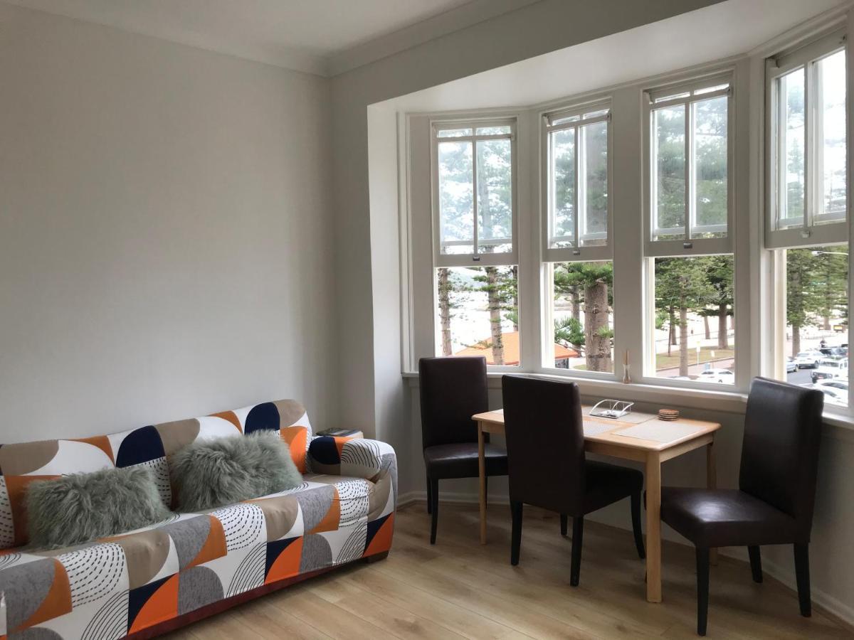 Manly Apartment *