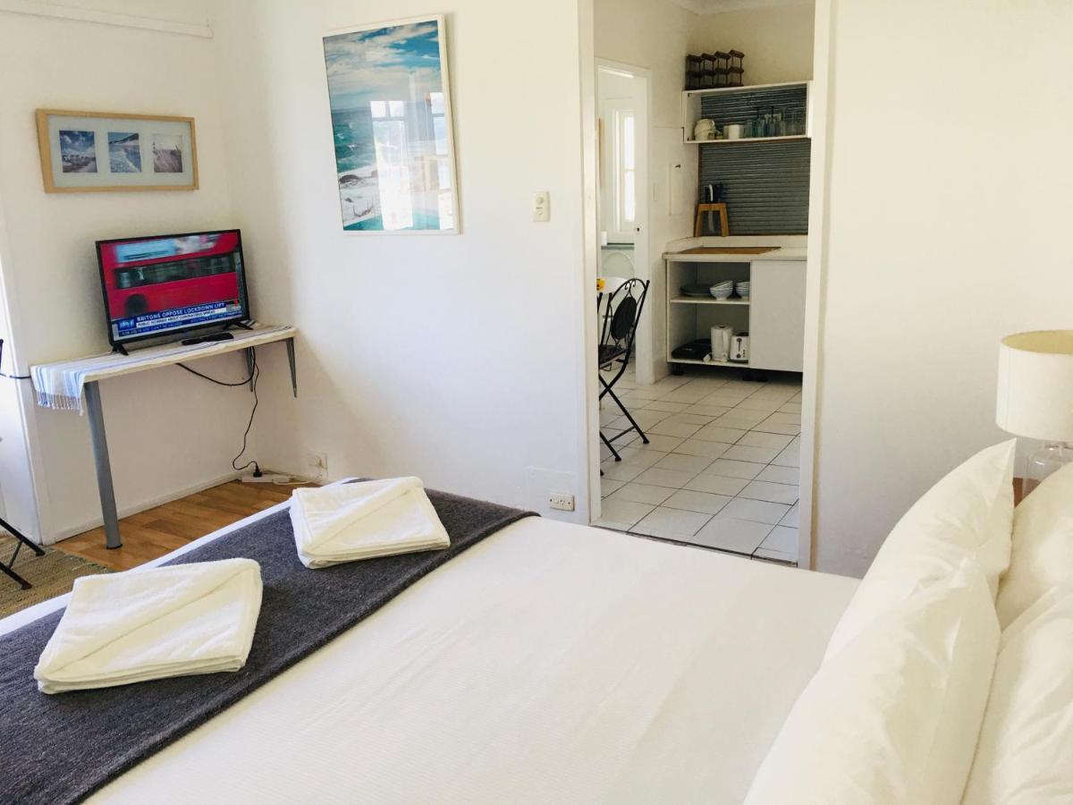 Guest house Marine Parade 2*