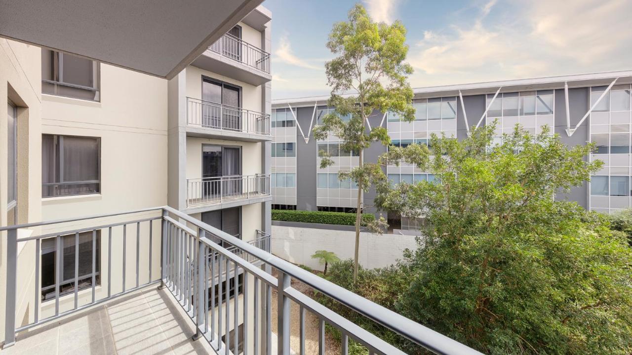 Oaks North Ryde