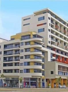 Meriton Waterloo Hotel 5*
