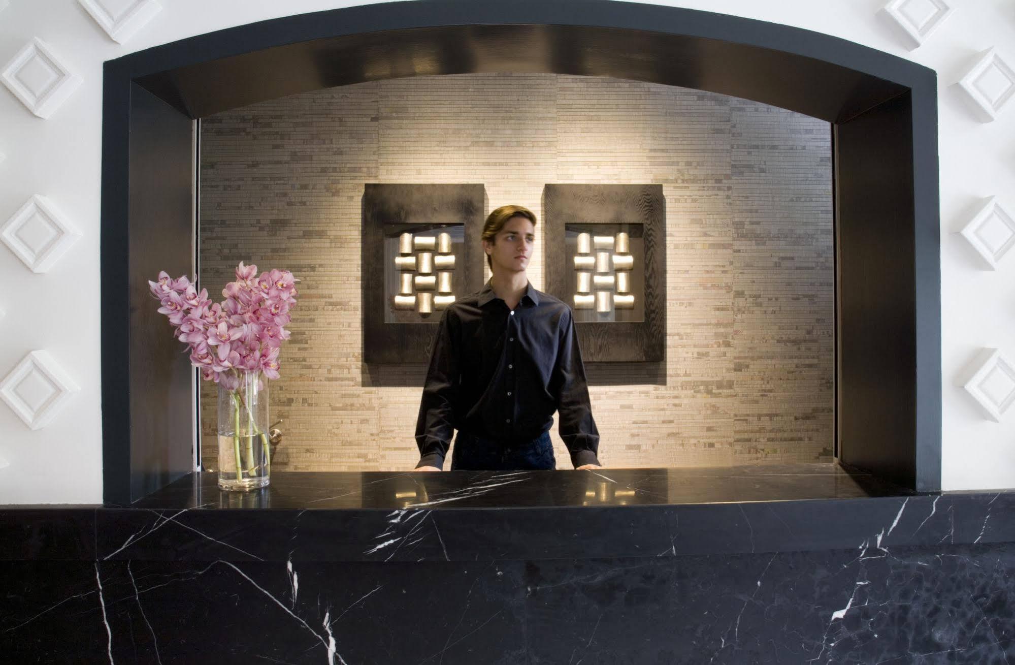 Hotel Challis Potts Point Sydney