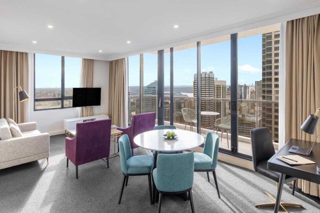 Meriton Pitt Street,