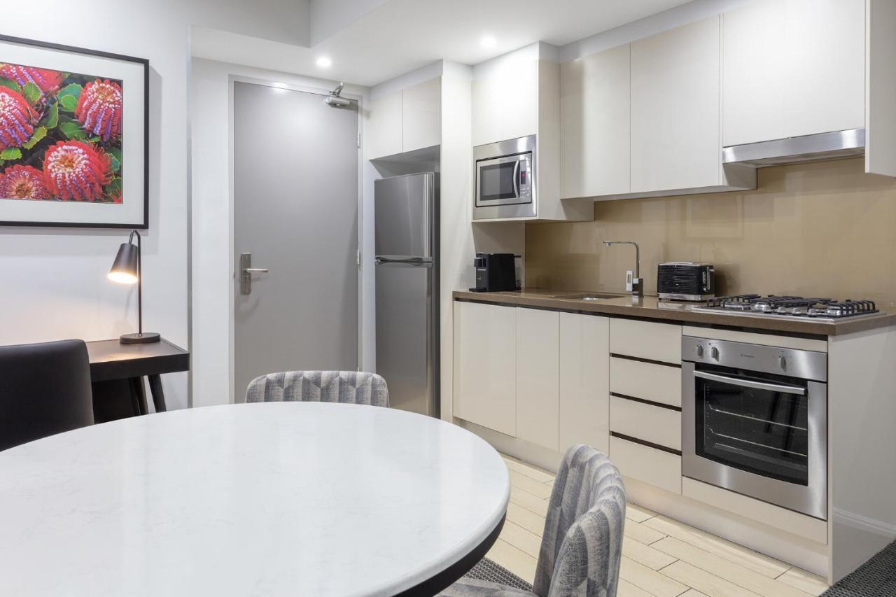 Hotel Meriton Suites North Ryde Sydney
