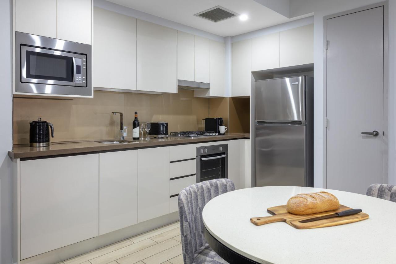 Meriton Suites North Ryde Hotel 5*