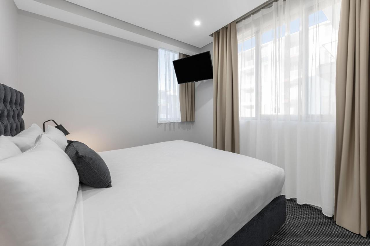 Hotel Meriton Suites North Ryde